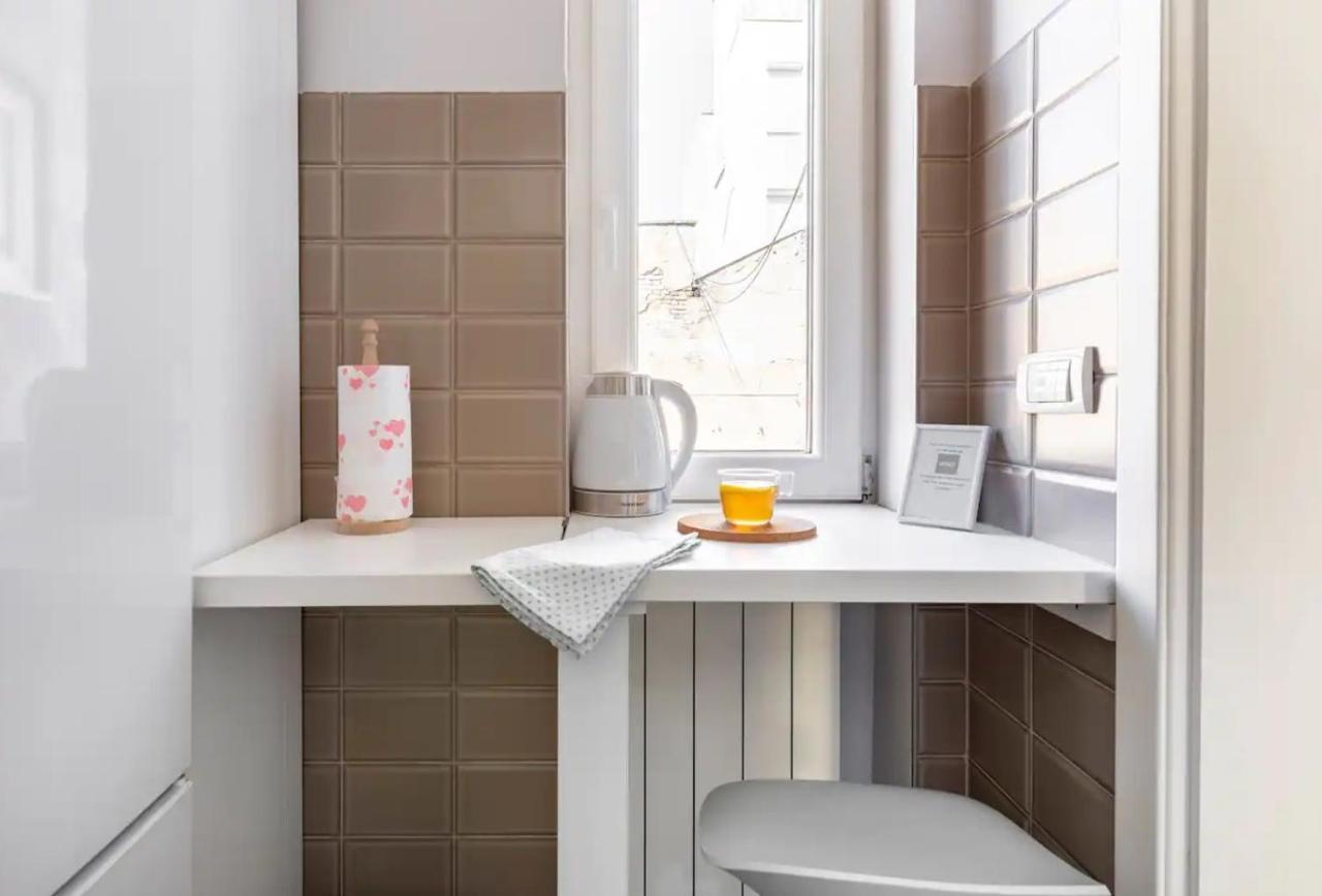 Stylish Studio In Central Location Beograd Bagian luar foto